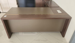 MANGER DESK