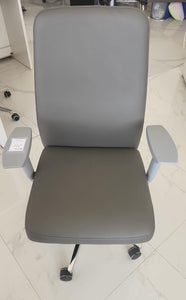 M/B CHAIR